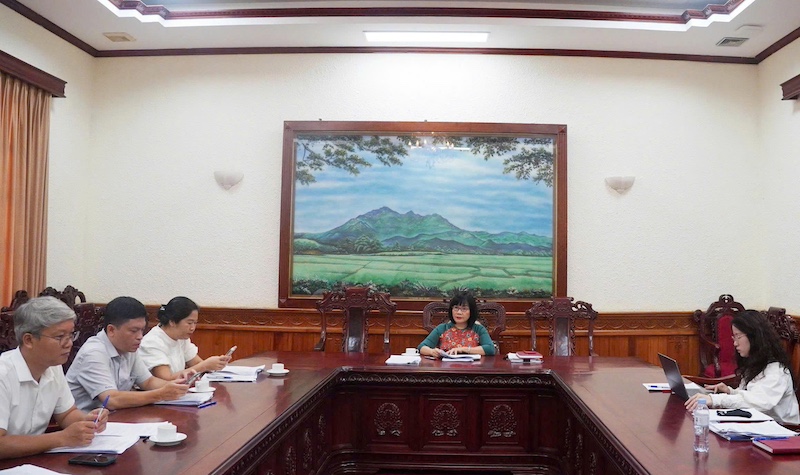 Thứ trưởng Đặng Hoàng Oanh làm việc về sửa đổi, bổ sung Luật Xử lý vi phạm hành chính